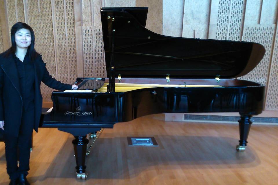 Kim Yim - Pianist