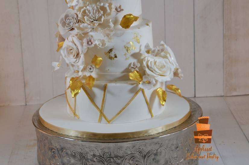 White and Golden Wedding cake