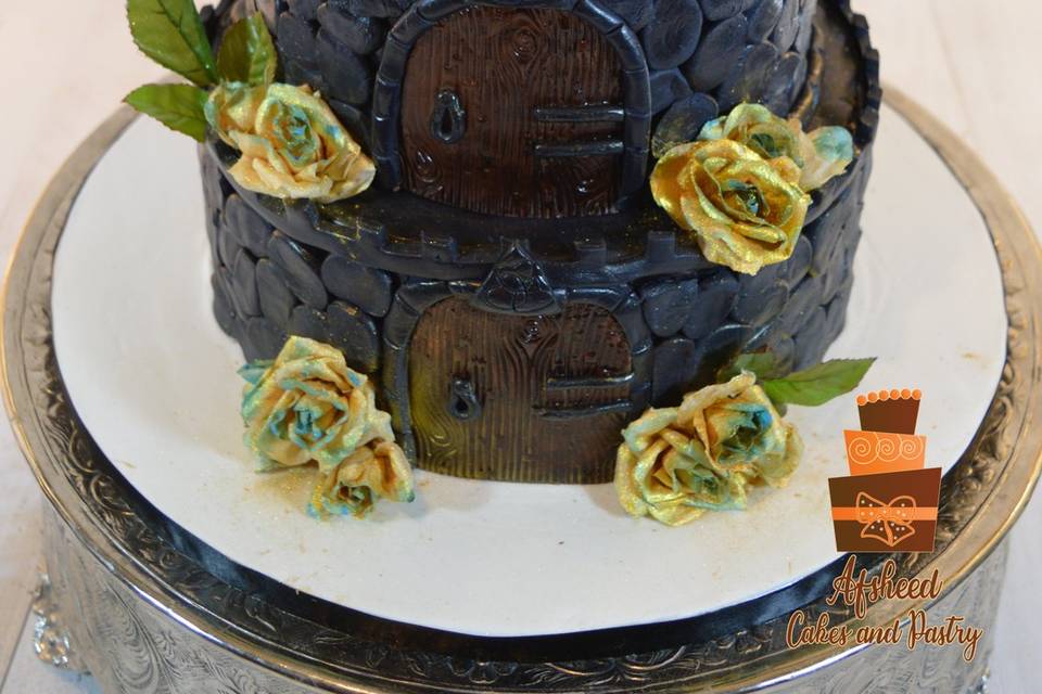 Castle shaped wedding cake