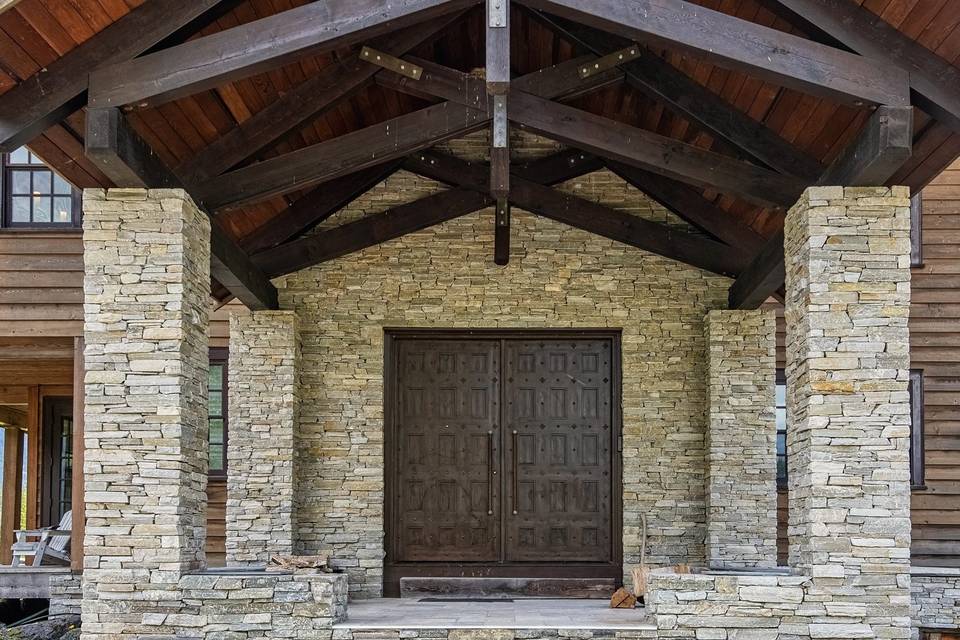 Arched entrance-castle doors