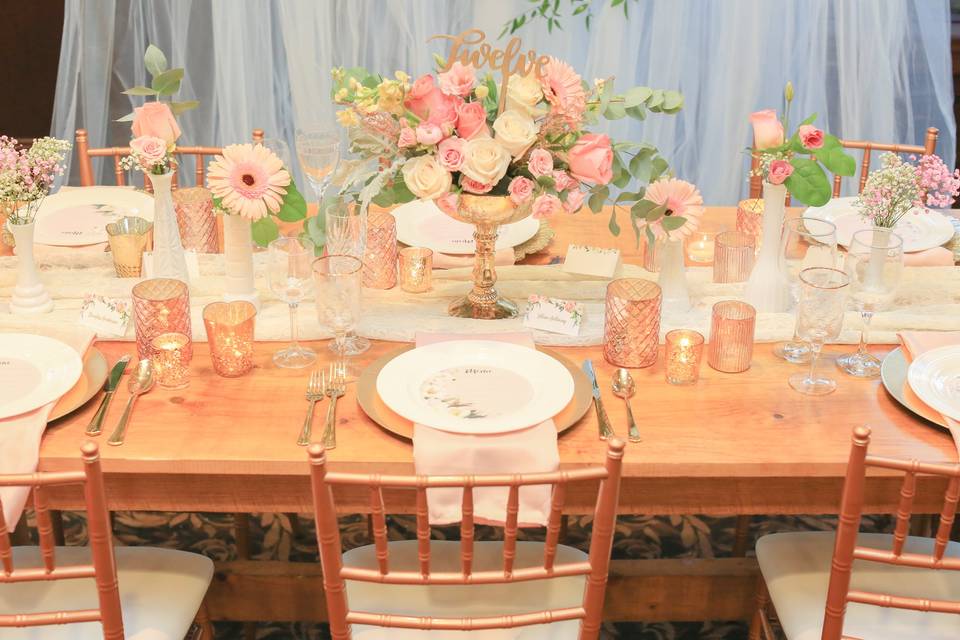 VintageBASH: Decor, Florals + Rentals