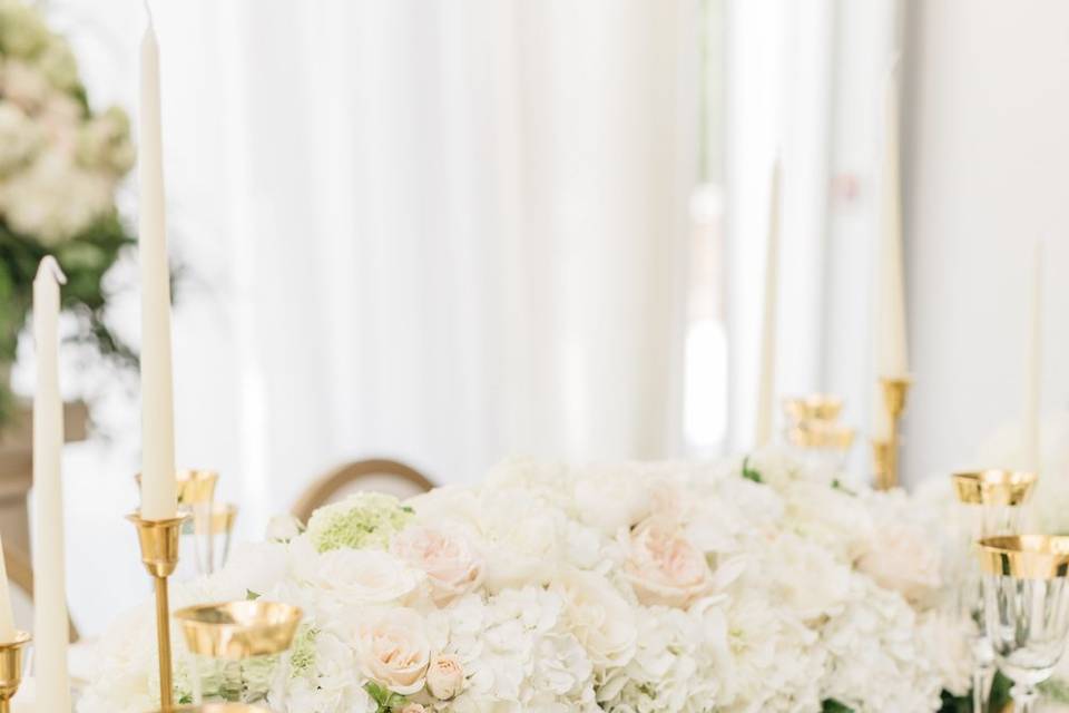 VintageBASH: Decor, Florals + Rentals