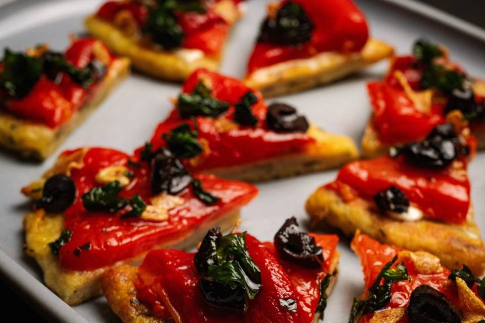 Roasted Red Pepper Flatbread