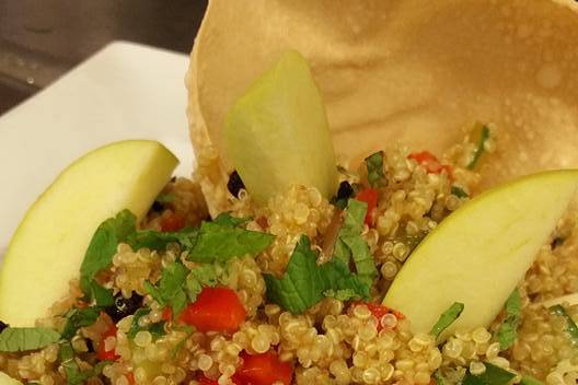 Quinoa & Currant salad