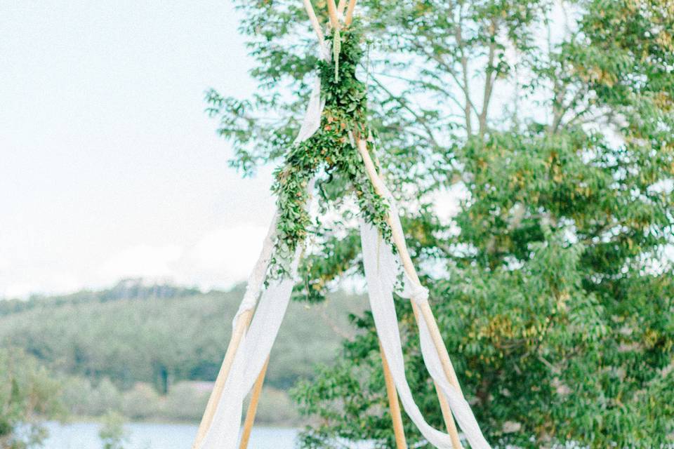 Tipi arbour