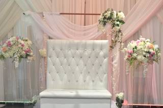 Sentimental Moments Event Decor