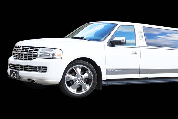 12 Pax Navigator Limo