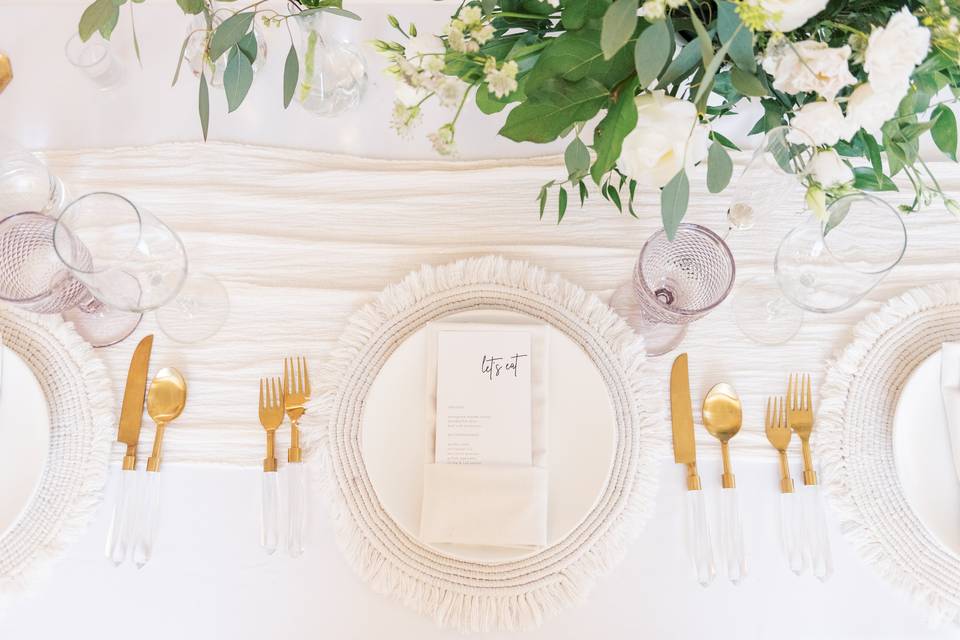 Simple yet chic table setting