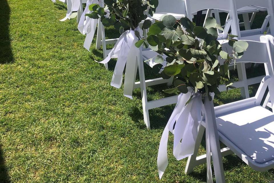 Aisle Decor