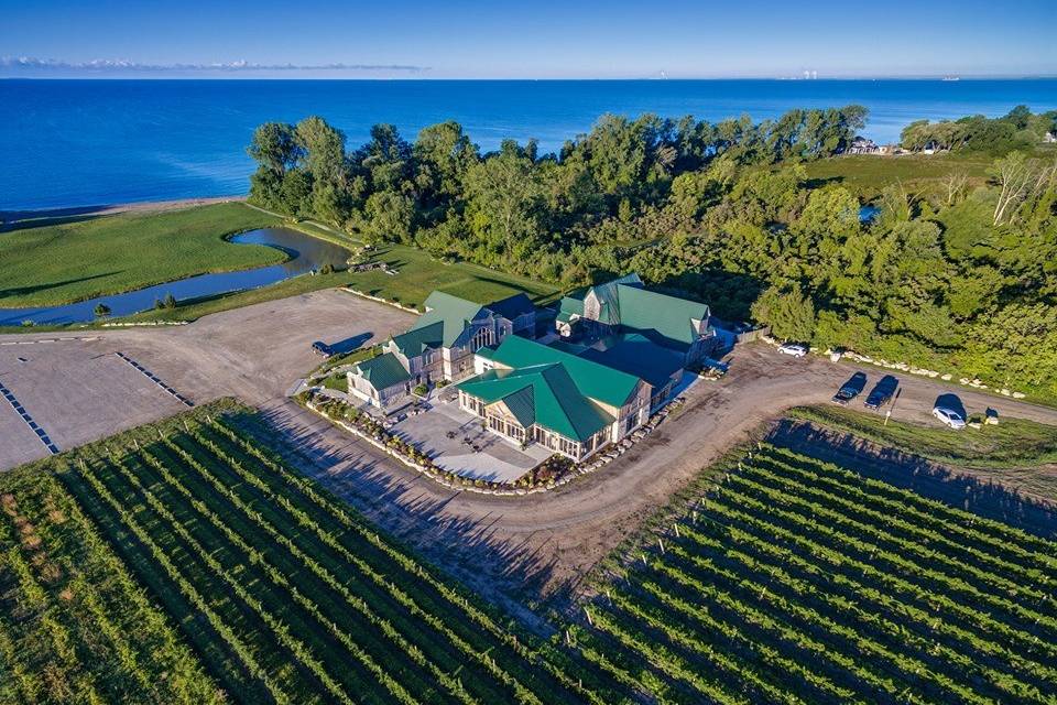 Sprucewood Shores Estate Winery