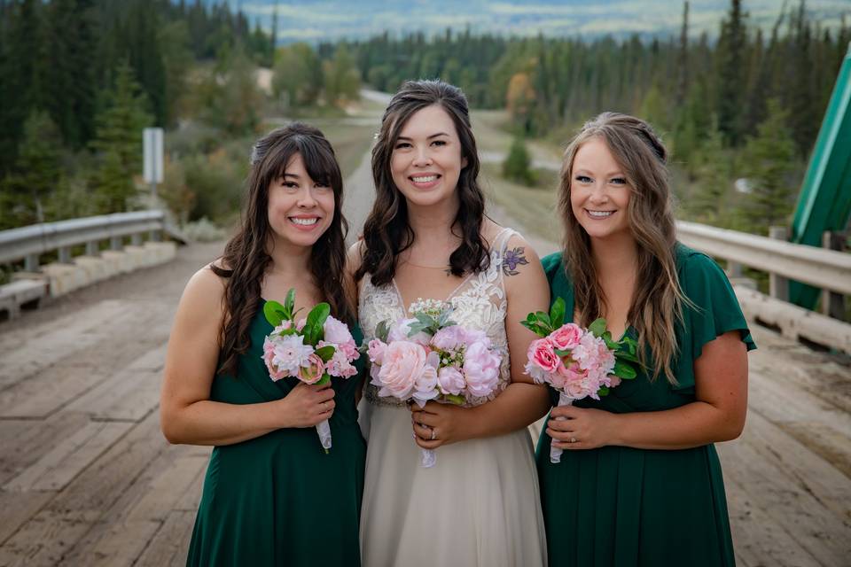 Bride & Bridesmaids