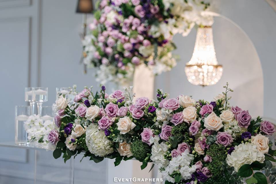 Head table arrangement