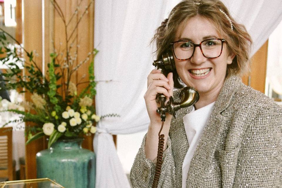 French Phone and guest