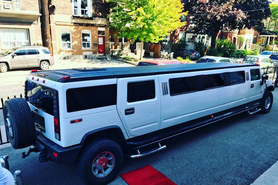 Hummer Limo