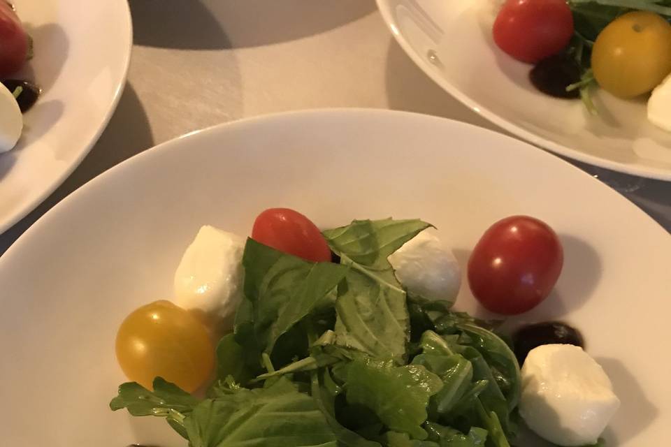 Caprese Plated Salad