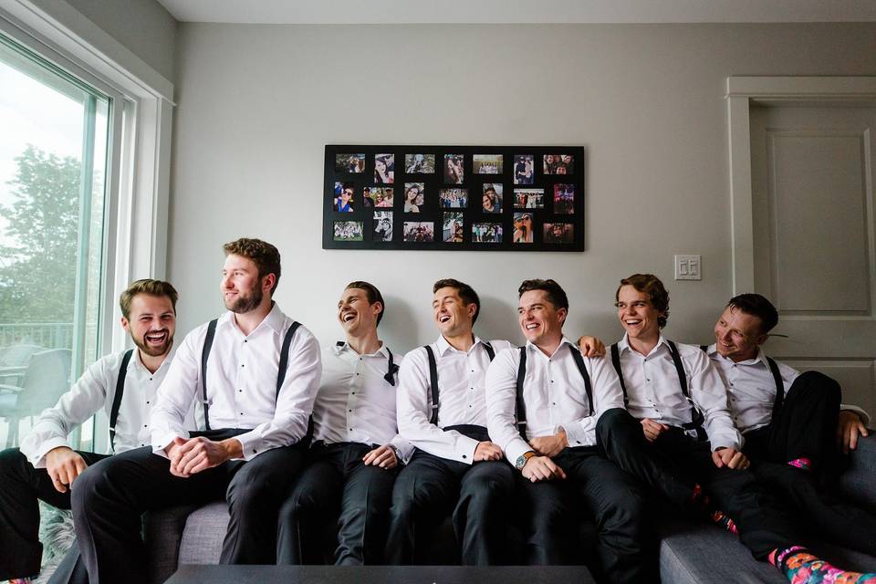 Groomsmen getting ready