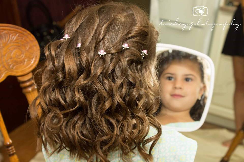 Flower girl getting ready