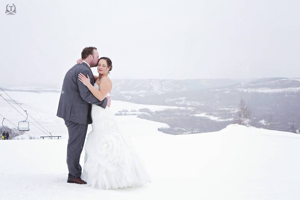 Saskatchewan winter weddings