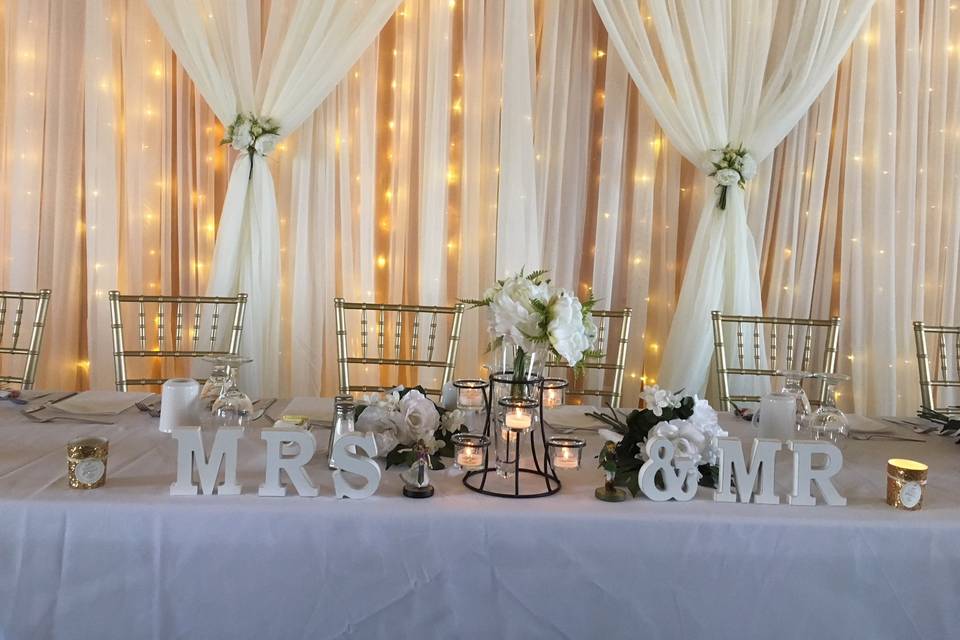 Head table decor