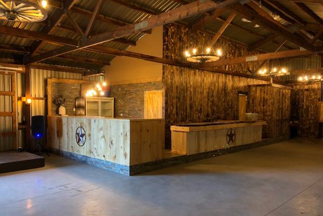 Bar and buffet area