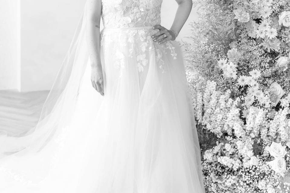 CHICELY BRIDAL 2023 COLLECTION