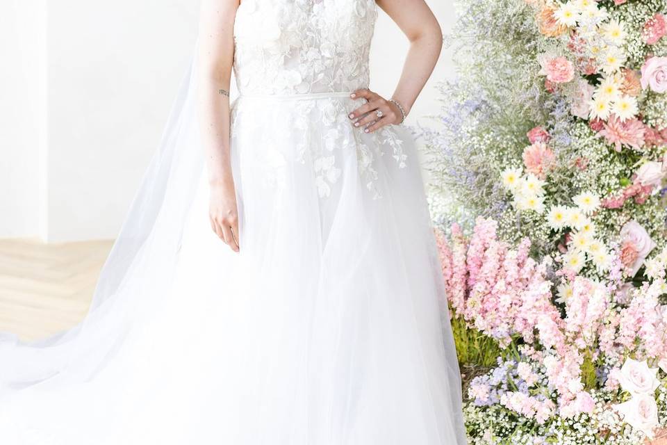 CHICELY BRIDAL 2023 COLLECTION