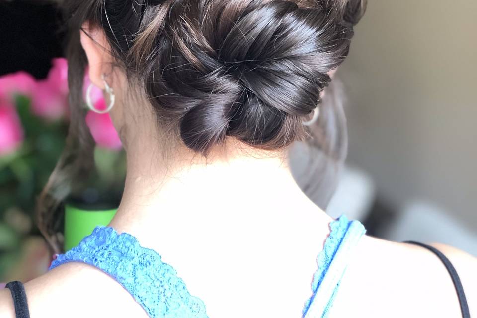 Detailed hairstyle