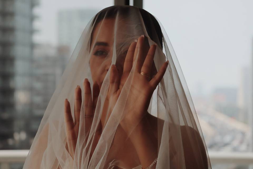 The unconventional bride