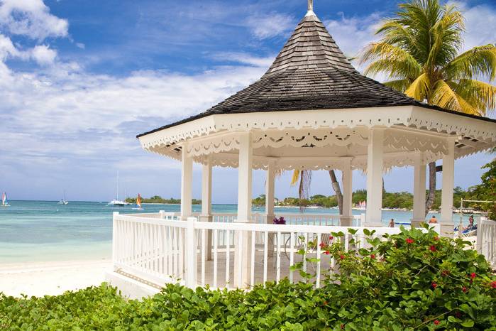 Sandals Negril Beach Gazebo.jpg