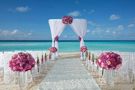 Modern beach wedding