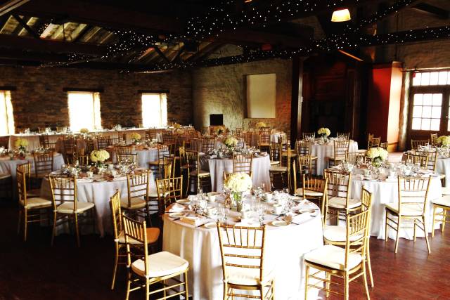 Hall set up- gold Chivari