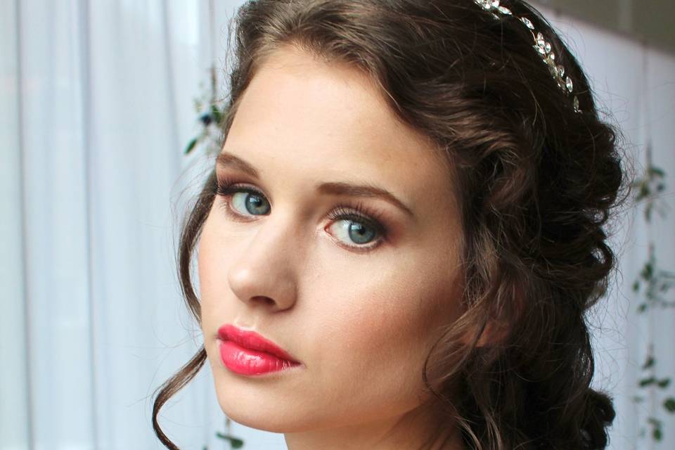 Eva Svobodova Makeup Artist