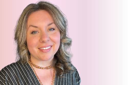 Meet Erin, your Officiant