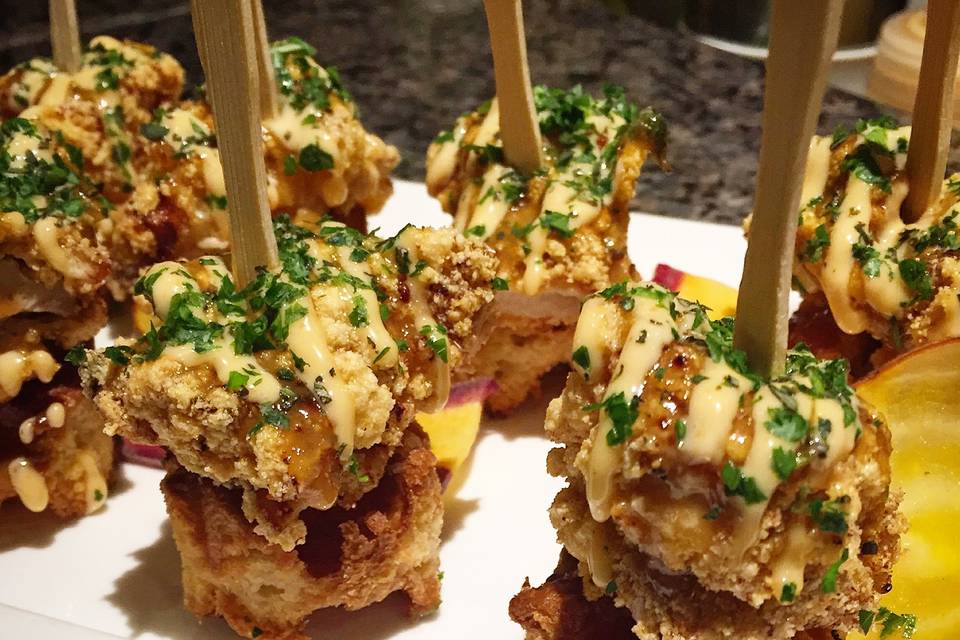 Chicken & waffles hors d'oeuvrs