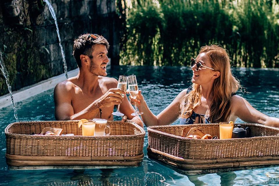 Floating Breakfast