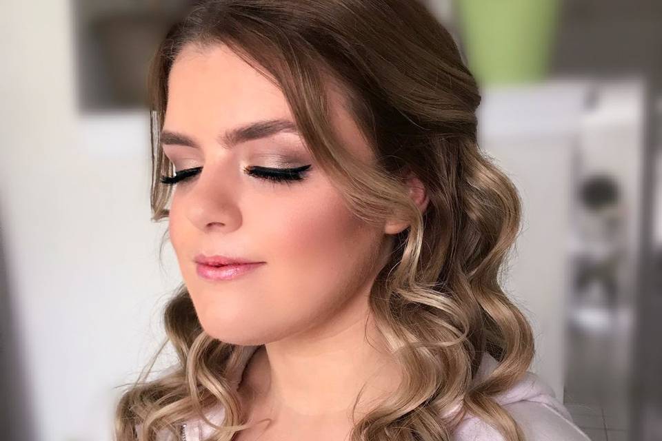 BeautiMarkPro Mobile Hair & Makeup