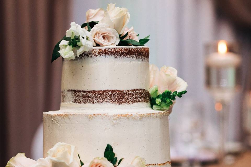 Naked wedding cake