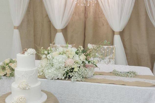 Burlap & Chandelier backdrop