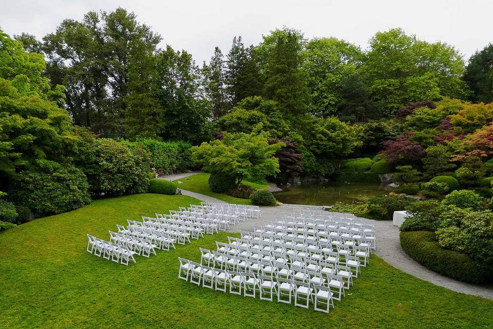 Ceremony in Momiji Gardens