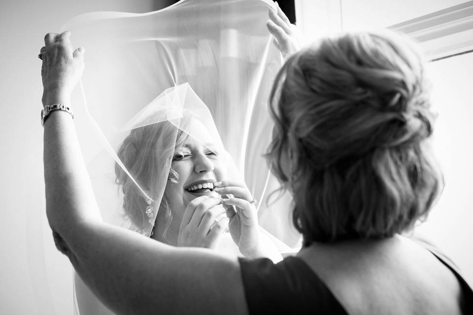 Bride had mom put on veil