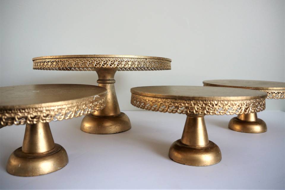 Cake stands