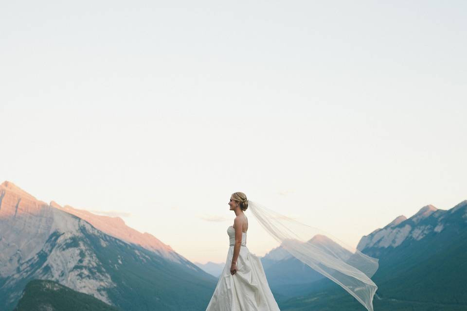 Lake Louise Wedding Bridal