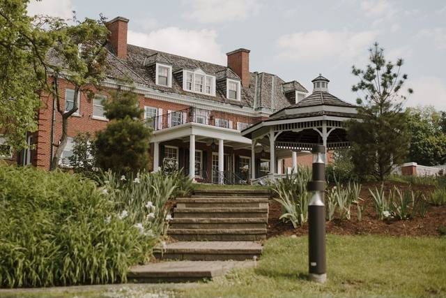 Gorgeous Grounds