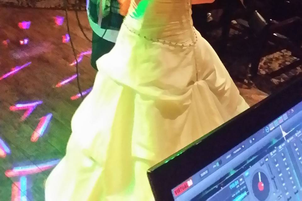 Karaoke Wedding