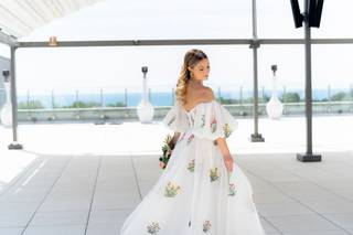 Yuliana Laksmono Makeup and Hair Artist