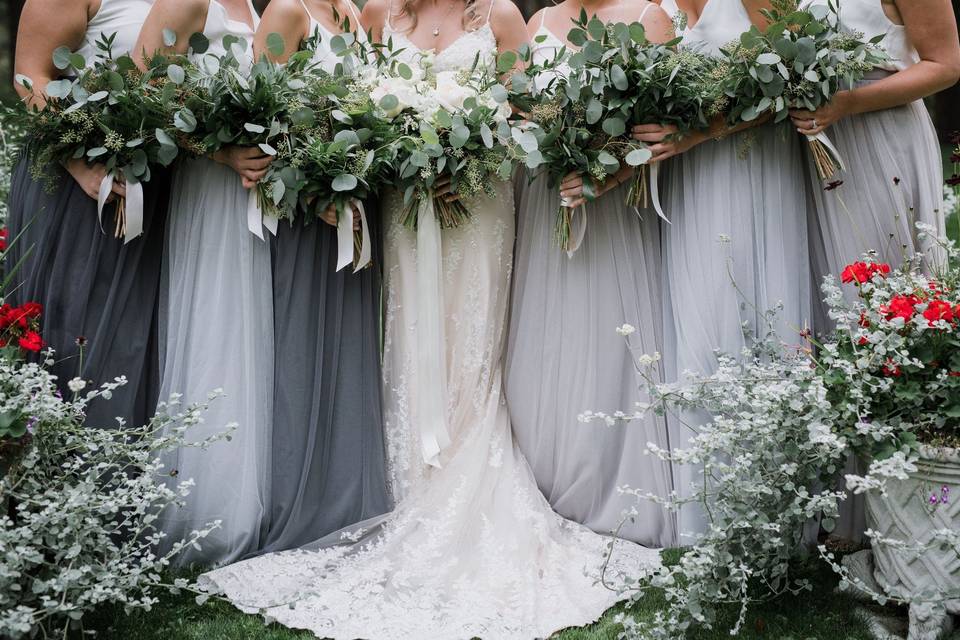 Bride with bridesmaids - Meadowsweet Photography
