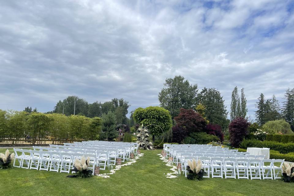 Ceremony lawn