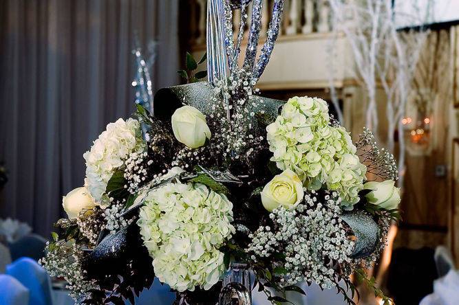 Centerpiece with florals