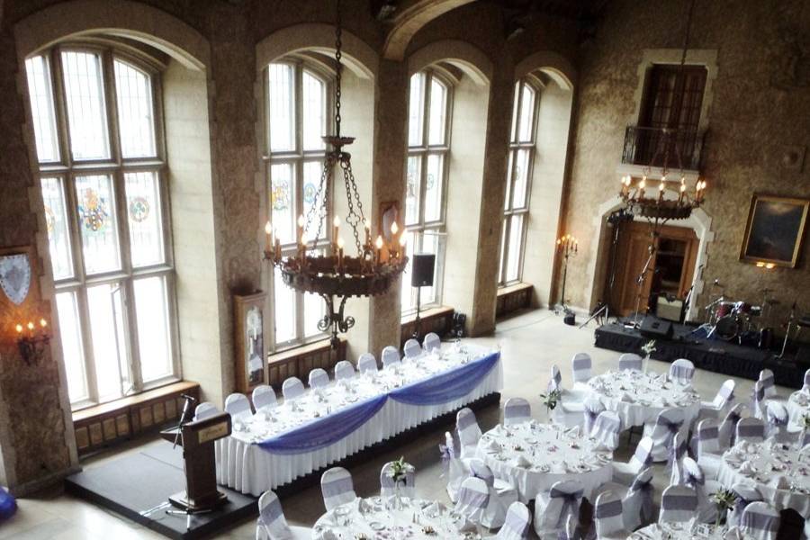 Guest tables in Banff Springs