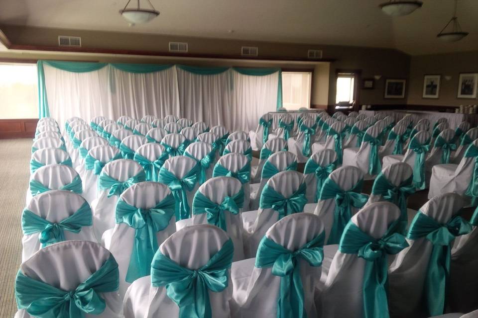 Golf course ceremony setup